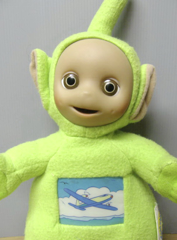 ดิปซี่ (Dipsy) ขนาด 13 นิ้ว เมื่อกดที่ท้องจะมีไฟติดที่ภาพ (มือสอง)