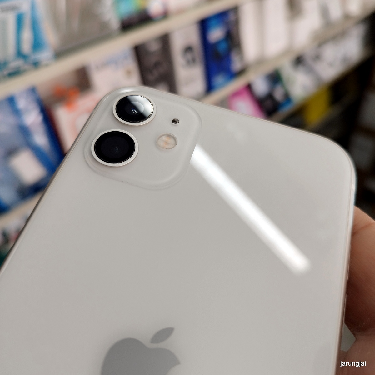 iphone 11 64gb silver th มือสอง ไอโฟนศรีสะเกษ