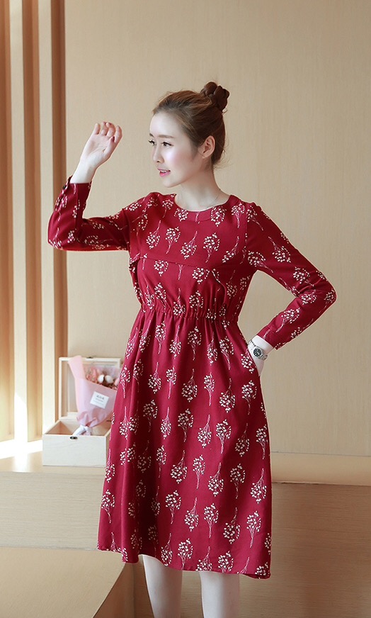 ชุดคลุมท้องน่ารัก แขนยาว ลายช่อดอกไม้ สีแดง ผ้านิ่ม เนื้อดี มีกระเป๋าาข้าง M,L,XL,XXL