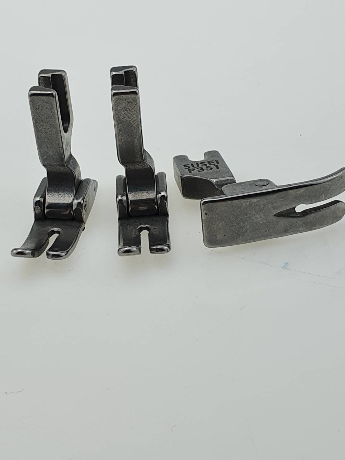 ตีนผีเย็บตรงมาตรฐาน P351 สำหรับจักรเย็บเข็มเดี่ยวอุตสาหกรรม