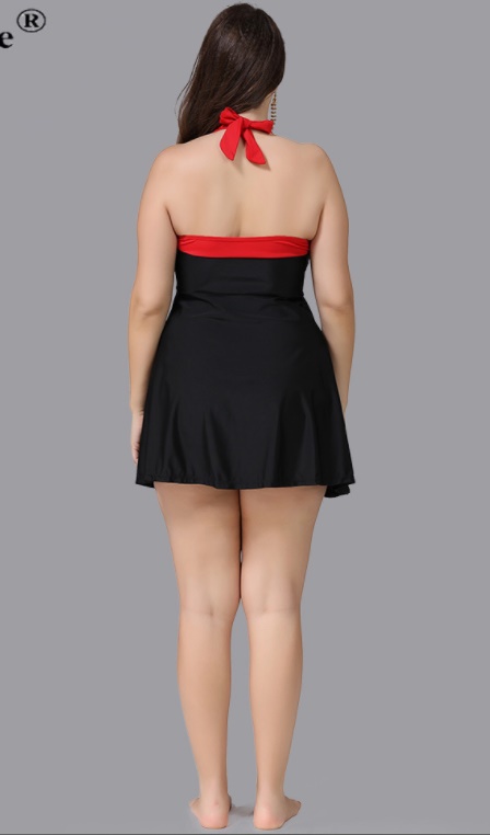 ชุดว่ายน้ำไซส์ใหญ่ ทูพีชพร้อมส่ง :ชุดว่ายน้ำคนอ้วนสีดำผูกคอแต่งลายเชอรี่ มีกางเกงใส่ด้านในสีสันสดใสแบบเก๋สวยมากๆจ้า.:รอบอก40-50นิ้ว เอว42-52นิ้ว สะโพก42-54นิ้ว