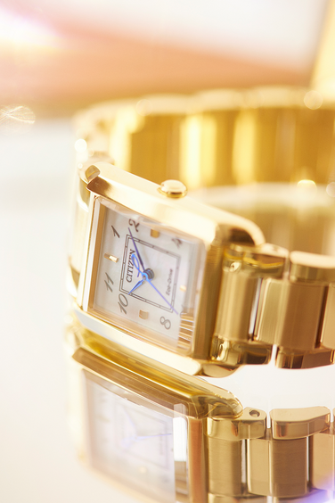 Citizen EW5602-81D นาฬิกาผู้หญิง Eco-Drive Gold Women's Watch