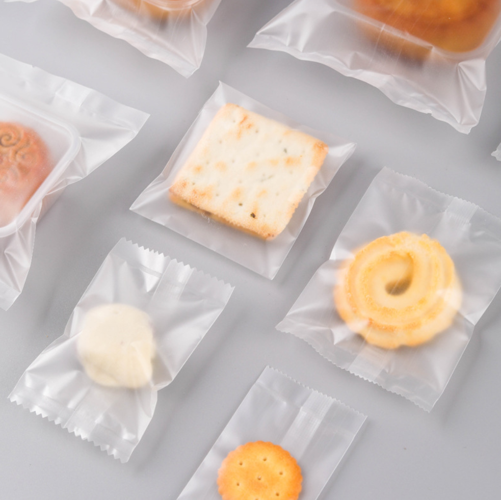 ถุงซีลใสและขุ่น (หลากหลายขนาด) จำนวน 95-100 ใบต่อแพ็ค