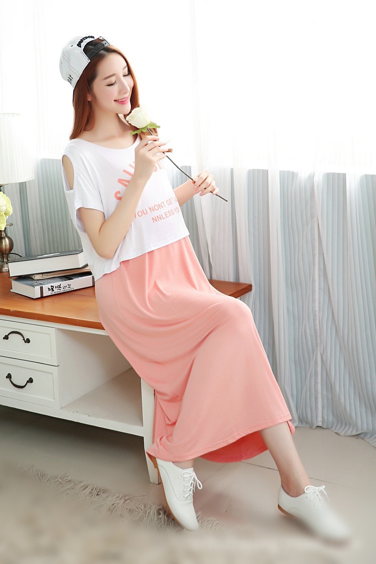 ชุดคลุมท้องแบบเปิดให้นมได้ ชุดยาว เปิดไหล่ ผ้ายืดนิ่ม ใส่สบาย ฟรีไซส์ ขาว ชมพู