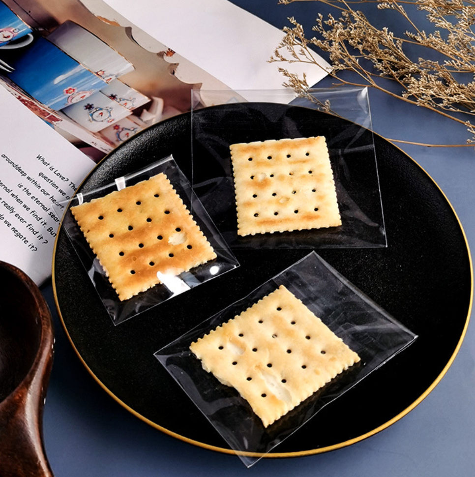 ถุงคุ๊กกี้ ฝากาว (ถุงใส ถุงขุ่น ถุงลายจุด) หลายขนาด จำนวน 95-100 ชิ้นต่อแพ็ค