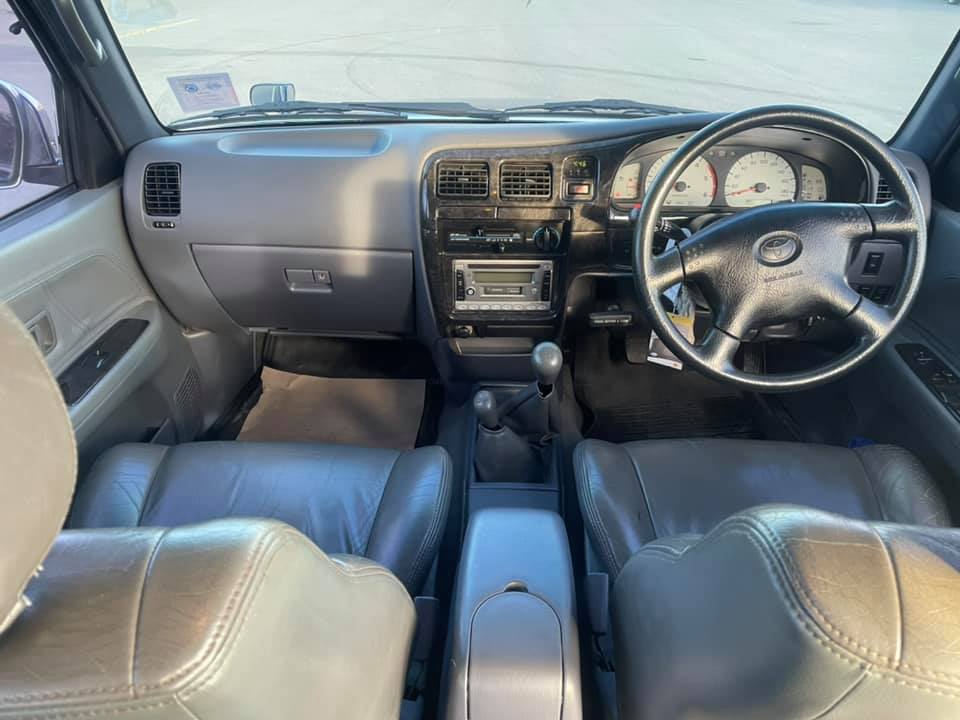 Toyota Sport Rider 3000KZ Turbo EFI G-Limited 4WD MT 2002