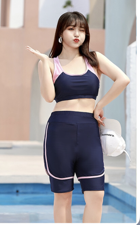 ชุดว่ายน้ำแบบสปอร์ต ไซส์ใหญ่ 7xl พร้อมส่ง:ชุดว่ายน้ำคนอ้วนสีชมพูแต่งลายการ์ตูน set 3 ชิ้นมีเสื้อคลุมตัวยาว บราและกางเกงขาสั้น แบบสวย คุ้มมากๆจ้า :- บรารอบอก 44 - 54 นิ้ว - เอว 36 - 48 นิ้ว - สะโพก 44 - 56 นิ้ว - เสื้อคลุมกว้าง 56 นิ้ว