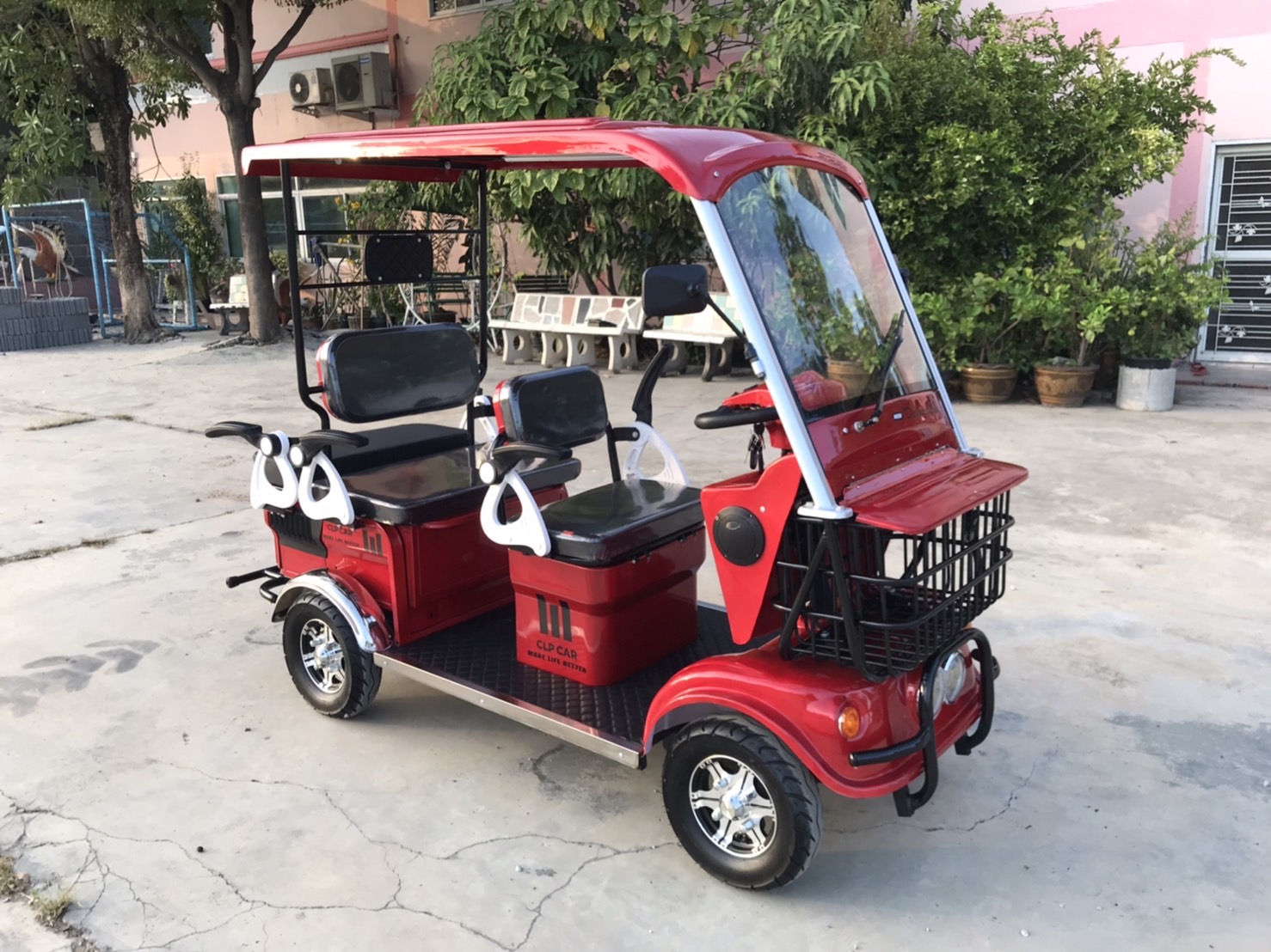 รถไฟฟ้า 4 ล้อ 4-5 ที่นั่ง รุ่น M-01T ยี่ห้อ CLP CAR สีแดง ขับแฮนด์บิด