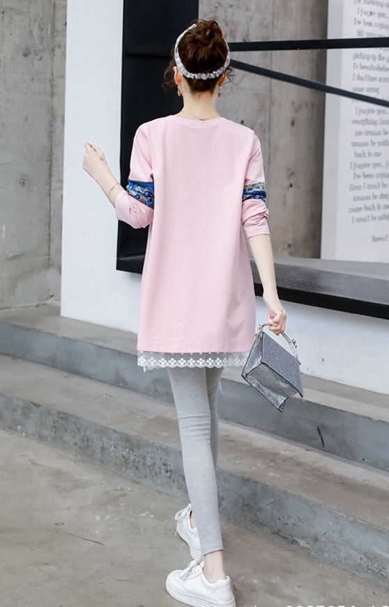 เสื้อคลุม แขนยาว ผ้าคอตต้อน ต่อปลายลูกไม้ เนื้อนิ่ม ใส่สบาย น่ารักค่ะ