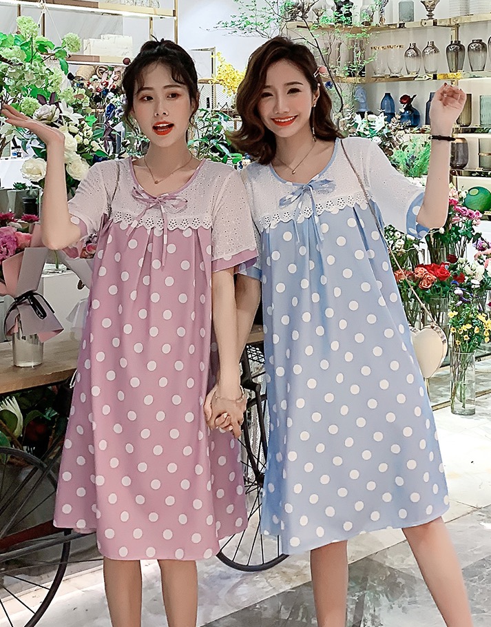 เดรสคลุมท้องแฟชั่น ช่วงบนประดับลูกไม้ ผ้าพิมพ์ลายจุด รอบท้องขยายได้เยอะ M L XL XXL