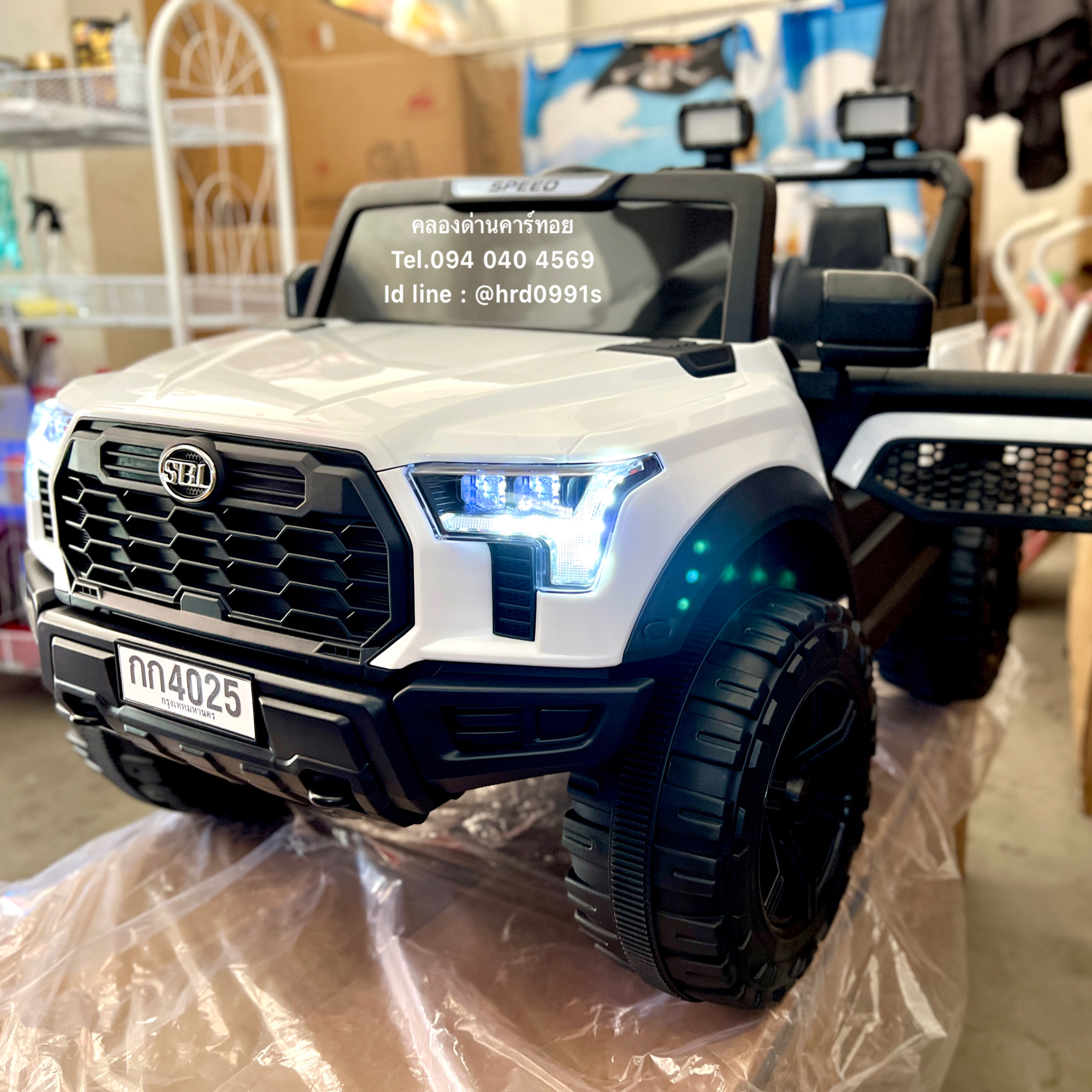 รถเด็กแบตเตอรี่จิ๊ปโตโยต้าสปอต4x4 💥ใช้มือถือบังคับได้💥(ต่อบูลทูธเพลงได้โยกแบบสไลด์, 5มอเตอร์ แบต12v4.5a, เล่นusb aux, ออกตัวสมูท, รีโมทบูลทูธ, มีโช้ค, มีประตูเปิดได้)