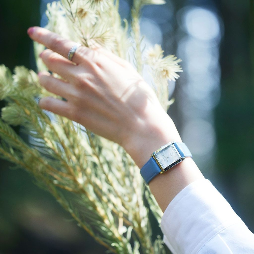 Citizen EW5590-62A นาฬิกาผู้หญิง Eco-Drive Citizen L Women's Watch + 2 สาย