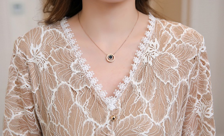 เดรสคลุมท้องแฟชั่นลูกไม้สวยหรู มีซับใน คอวี แขน5ส่วน ใส่สวยทุกงานค่ะ M L XL,XXL