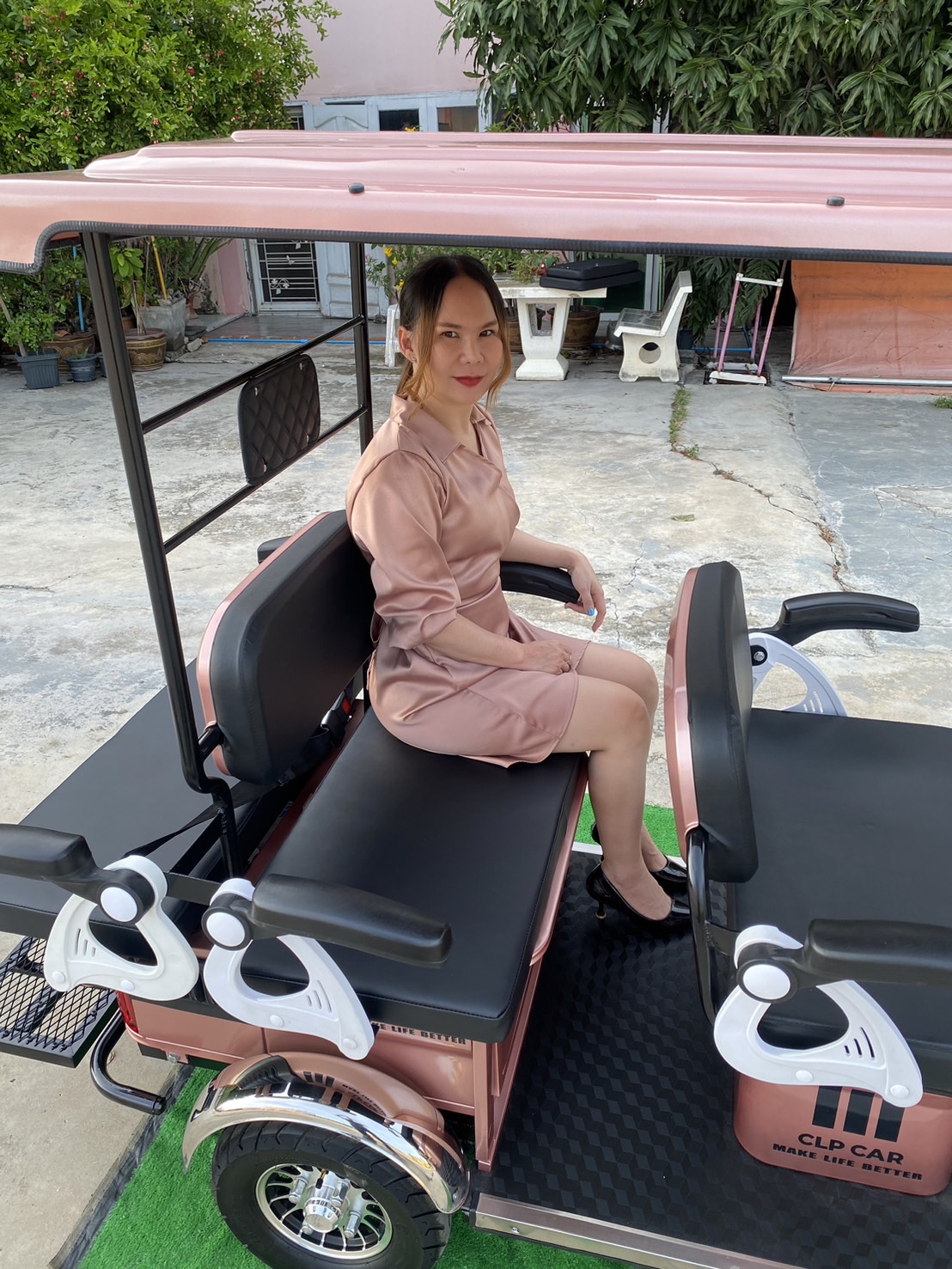 รถไฟฟ้า 4 ล้อ 6 ที่นั่ง (คนไซส์ใหญ่) รุ่น M-01ฺB BIG PLUS ยี่ห้อ CLP CAR ขับแฮนด์บิด