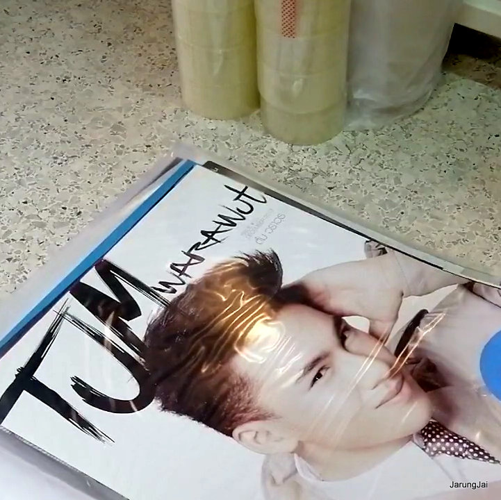 โปสเตอร์ คละชุด โปสเตอร์เพลง โปสเตอร์หนัง แผ่นละ 100 บาท