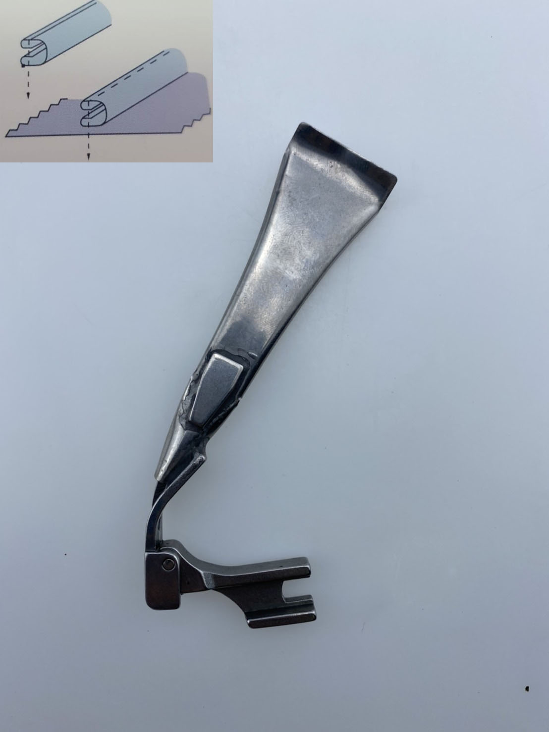 ตีนผีเย็บแถบ และเย็บทำไส้ไก่ สำหรับจักรอุตสาหกรรมเข็มเดี่ยว ใช้งานง่ายเพียงเปลี่ยนตีนผีสามารถใช้งานได้เลย