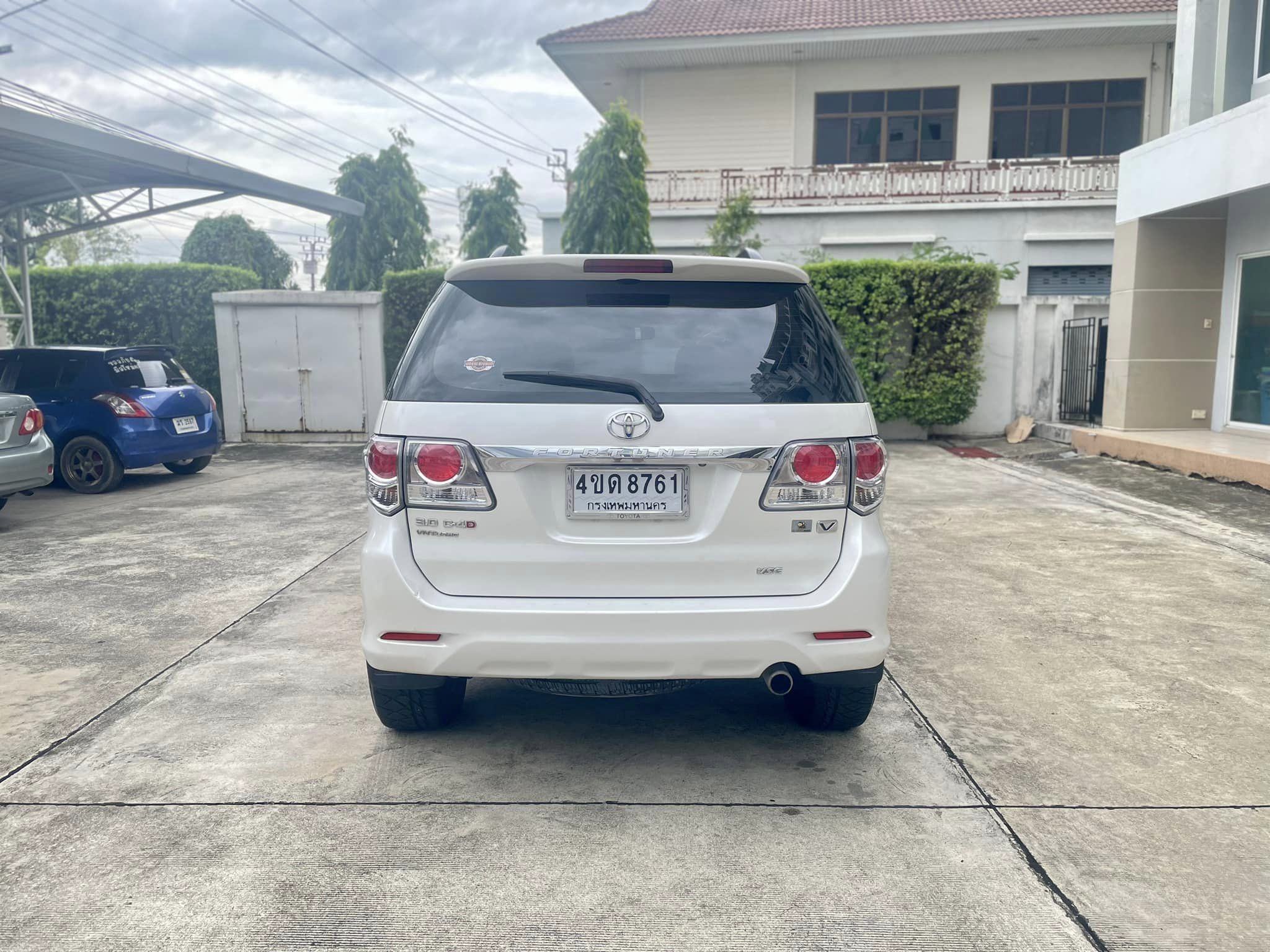 Toyota Fortuner Champ 3.0V VN Turbo เกียร์ออโต้ ปี2012 2012