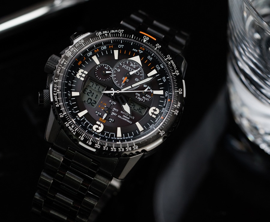 Citizen JY8085-81E นาฬิกาผู้ชาย Promaster Eco-Drive Radio Controlled Analog Digital Men's Watch