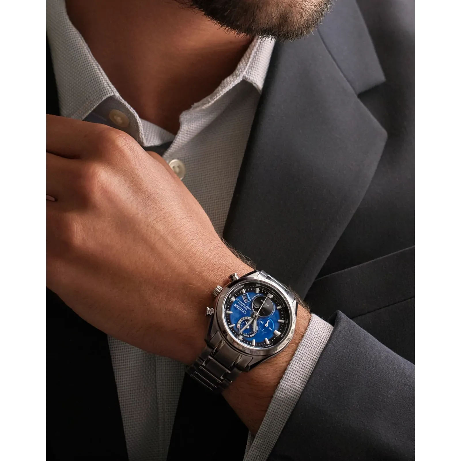 Citizen BY1010-81L นาฬิกาผู้ชาย Eco-Drive Tsuki-yomi Radio-Controlled Men's Watch