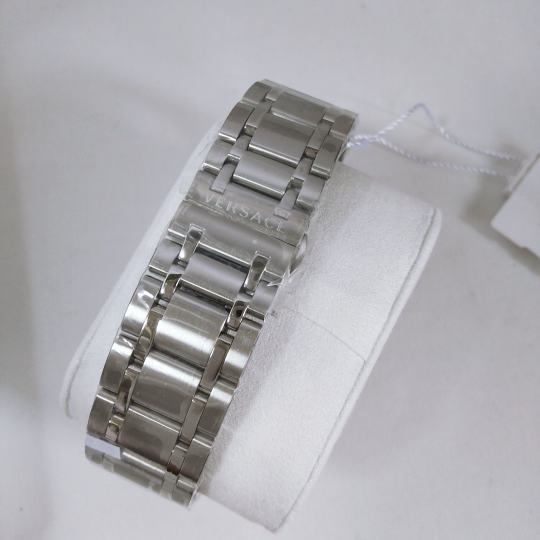 Versace VFE050013 นาฬิกาผู้ชาย V-Sport II Quartz Men's Watch