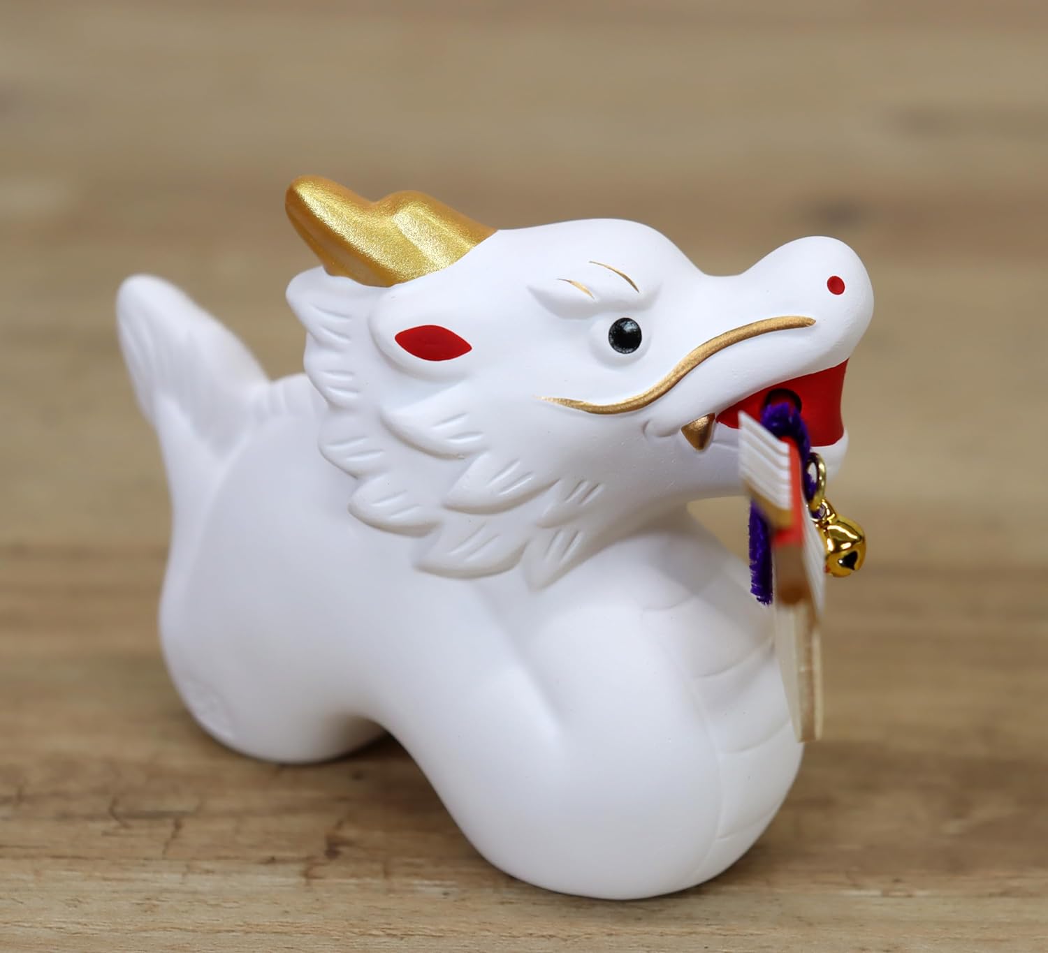 [PRE-ORDER] มังกรขาว คาบธนู แห่งความสำเร็จ ของมงคลญี่ปุ่น ฮวงจุ้ยโต๊ะทำงาน เสริมโชคลาภ ปีมังกร นำเข้าจากญี่ปุ่น Dragon Zodiac 2024