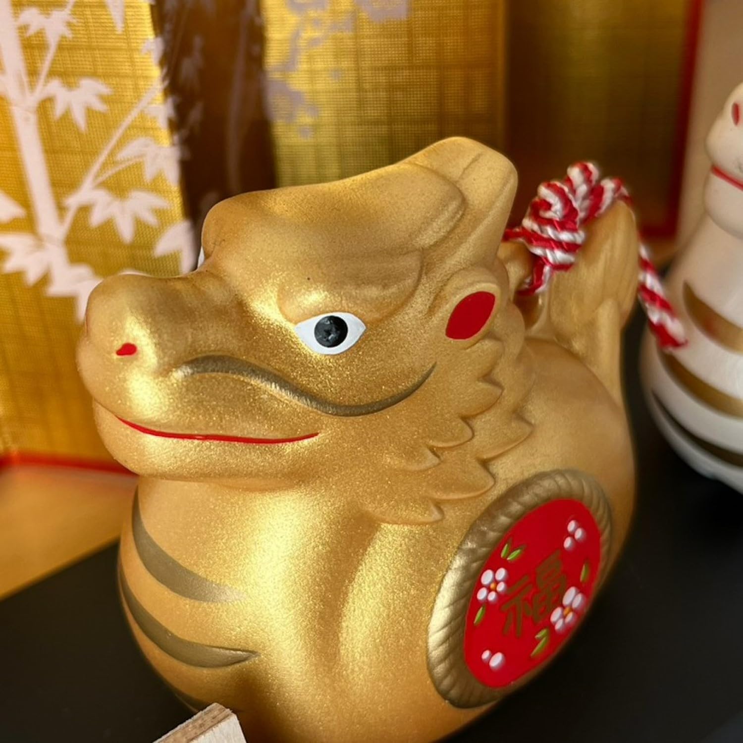 [PRE-ORDER] มังกรคู่ มังกรทอง มังกรเงิน เสริมดวง วันตรุษจีน ของมงคลญี่ปุ่น นำเข้าจากญี่ปุ่น ของมงคลญี่ปุ่น ฮวงจุ้ยโต๊ะทำงาน Dragon Zodiac 2024