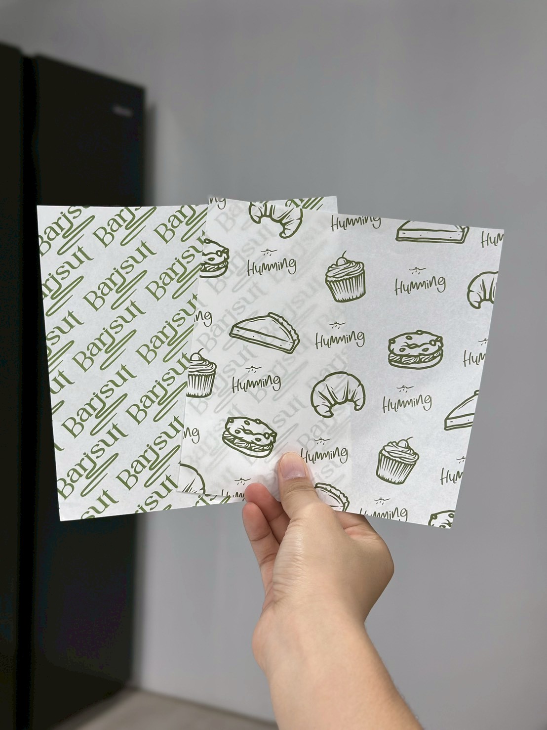 ผลงานกระดาษรองขนม