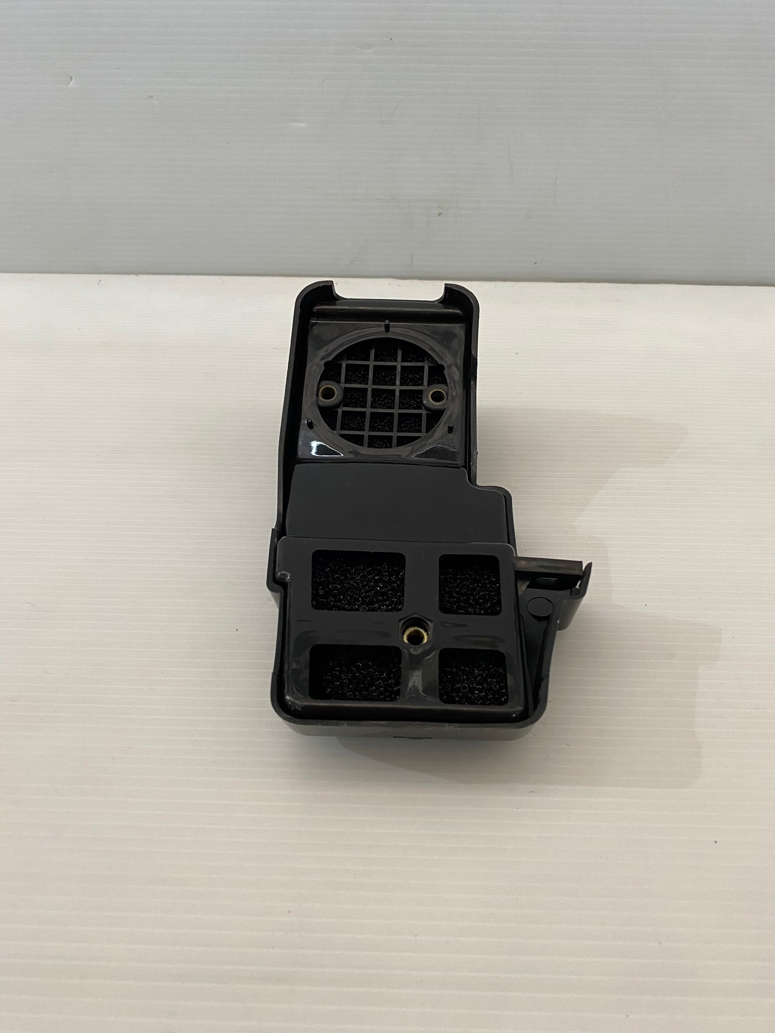 หม้อกรองอากาศ เครื่องตัดหญ้า รุ่น CG260,GX35,NB411,RBC411