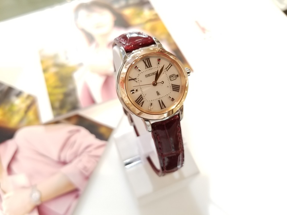 Seiko SSQW038 นาฬิกาผู้หญิง Lukia Solar Diamond Women's Watch