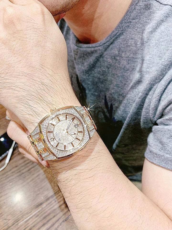 Bulova 98B323 นาฬิกาผู้ชาย Crystal Pave Quartz Men's Watch