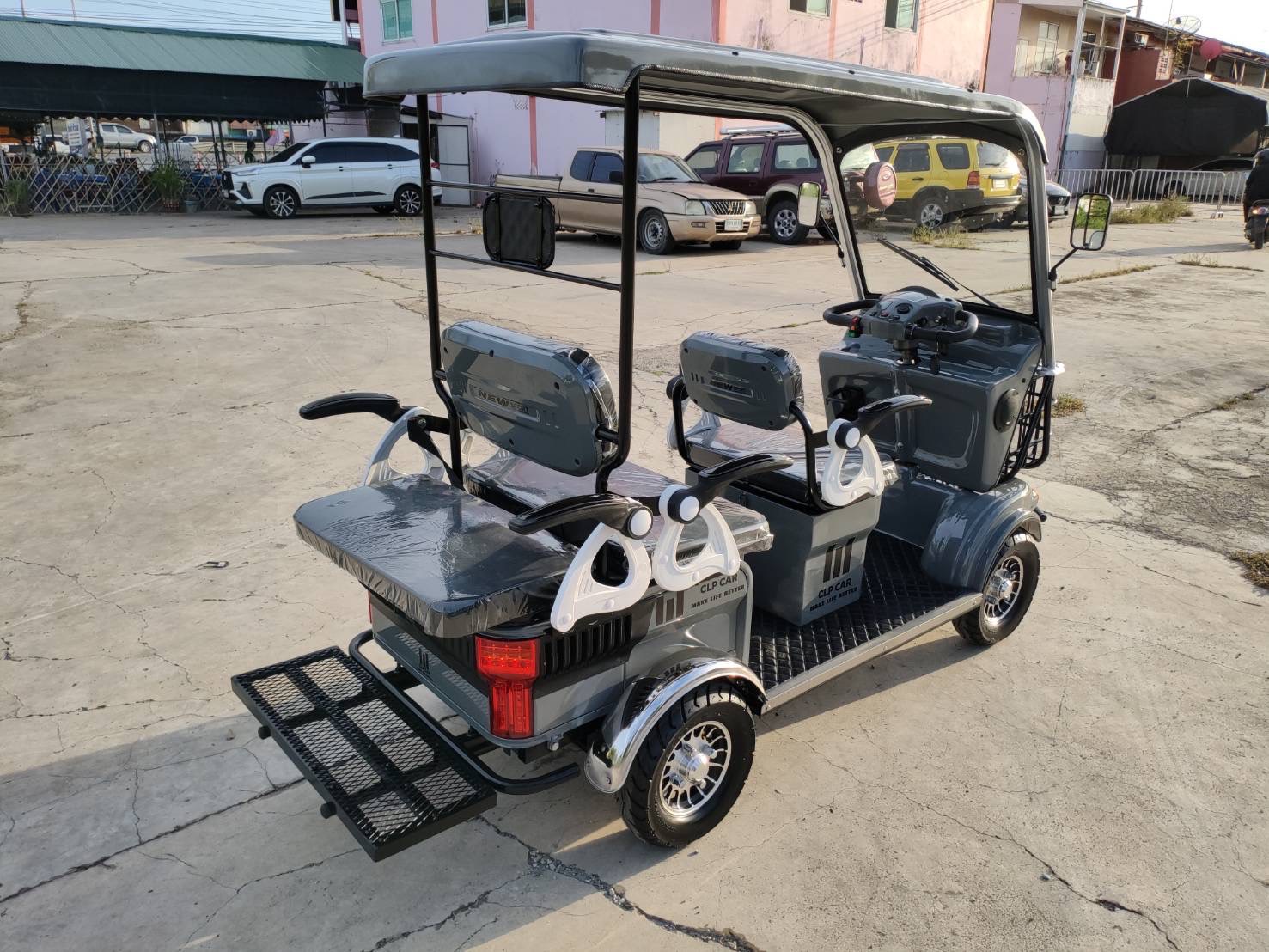 รถไฟฟ้า 4 ล้อ รุ่น M-01T 4-5 ที่นั่ง สีเทา