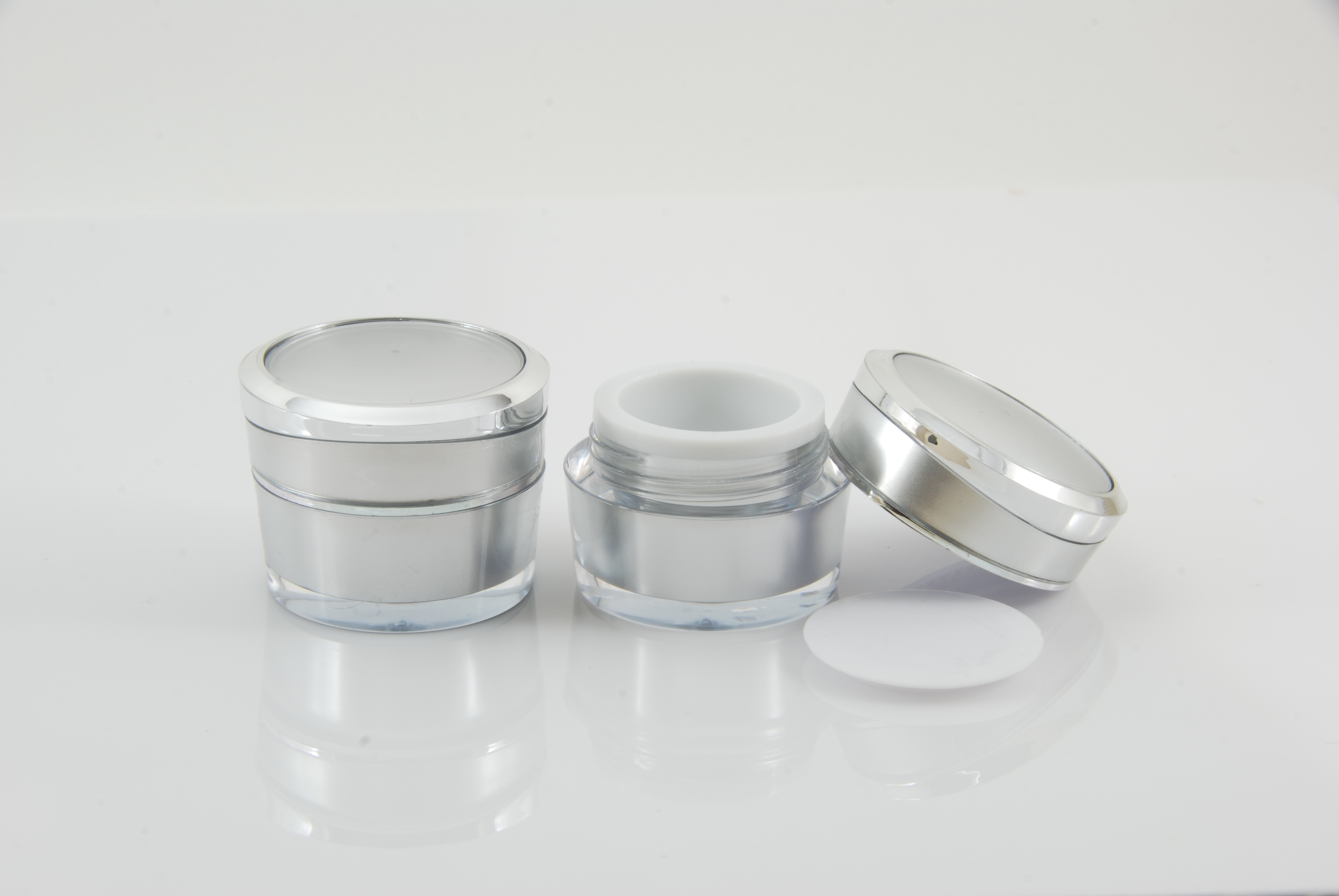 กระปุกลาแมร์ สีเงิน ขนาด 5 กรัม แพคละ 10 ชิ้น