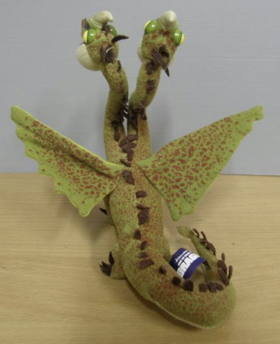 ตุ๊กตามังกร 2 หัว สูง 9 นิ้ว และยาว 12 นิ้ว (มือสอง)