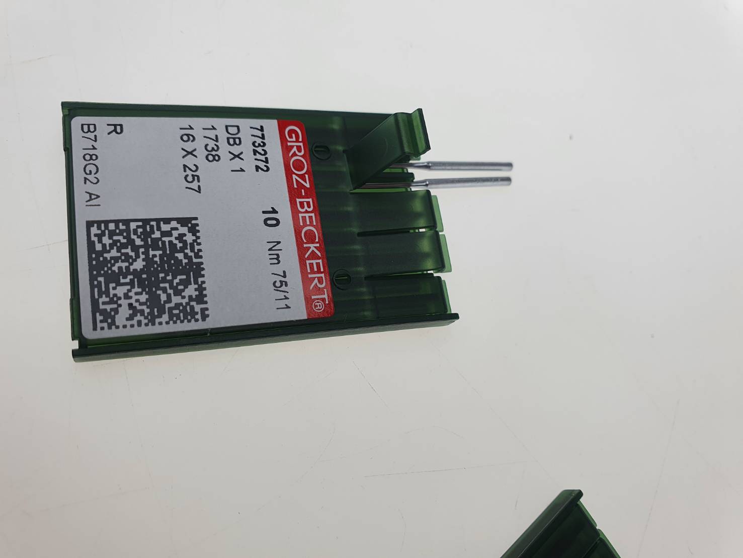 Groz-Beckert DPX5,DBx1,DCx27 เข็มเยอรมันคุณภาพสูงสำหรับงานผ้าคุณภาพสูง จำนวน 1 กล่อง 10เล่ม