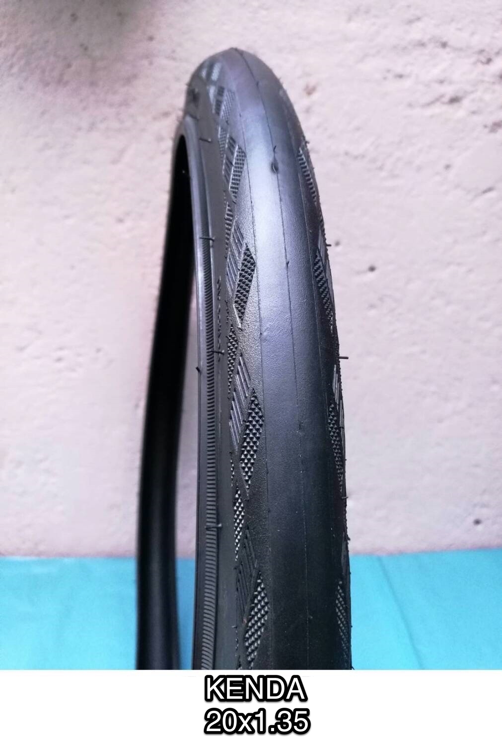ยางจักรยาน 20 x 1.35 (32-406)