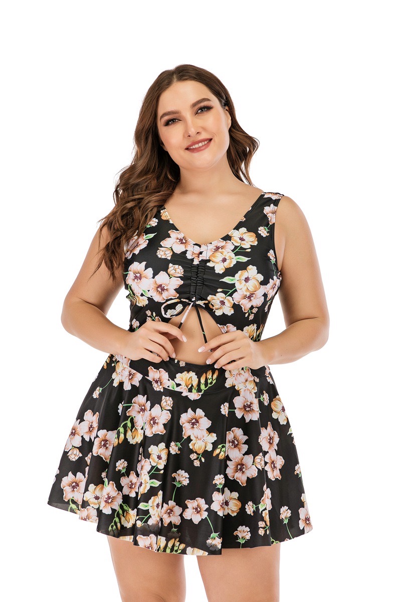 ชุดว่ายน้ำคนอ้วน พร้อมส่ง :ชุดว่ายน้ำไซส์ใหญ่สีดำแต่งลายดอกไม้ผูกโบว์ด้านหน้า มีกางเกงใส่ด้านในแบบสวย น่ารักมากๆจ้า:รอบอก46-58นิ้ว เอว42-54นิ้ว สะโพก46-58นิ้ว