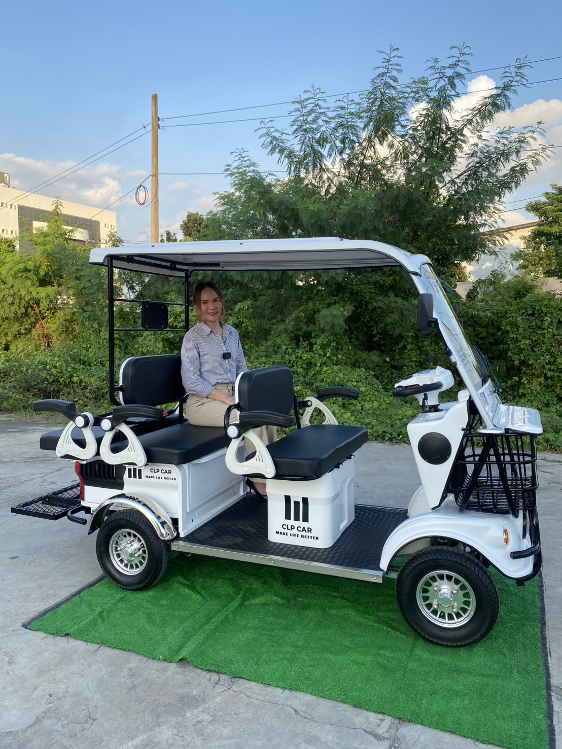 รถไฟฟ้า 4 ล้อ 6 ที่นั่ง (คนไซส์ใหญ่) รุ่น M-01ฺB BIG PLUS ยี่ห้อ CLP CAR ขับแฮนด์บิด