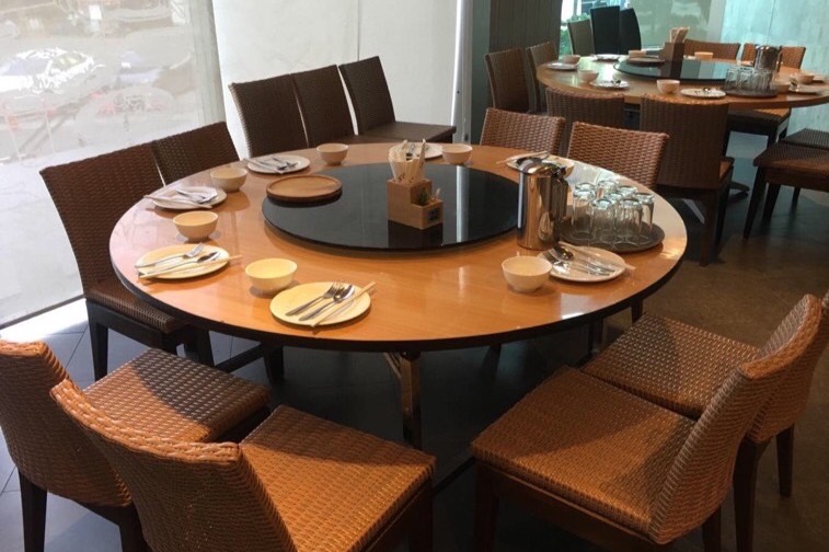 Trp ทีอาร์พี จานหมุน,รางหมุนอลูมิเนียม,ขนาด 50 นิ้ว จานหมุนกระจก,จานหมุนโต๊ะจีน,จานหมุนโต๊ะอาหาร เลซีซูซัน Lazy Susan Turntable 懒惰的苏珊 旋转底座 食品转盘 (ใช้วางกระจกกลม ขนาด 180-240 ซม.)