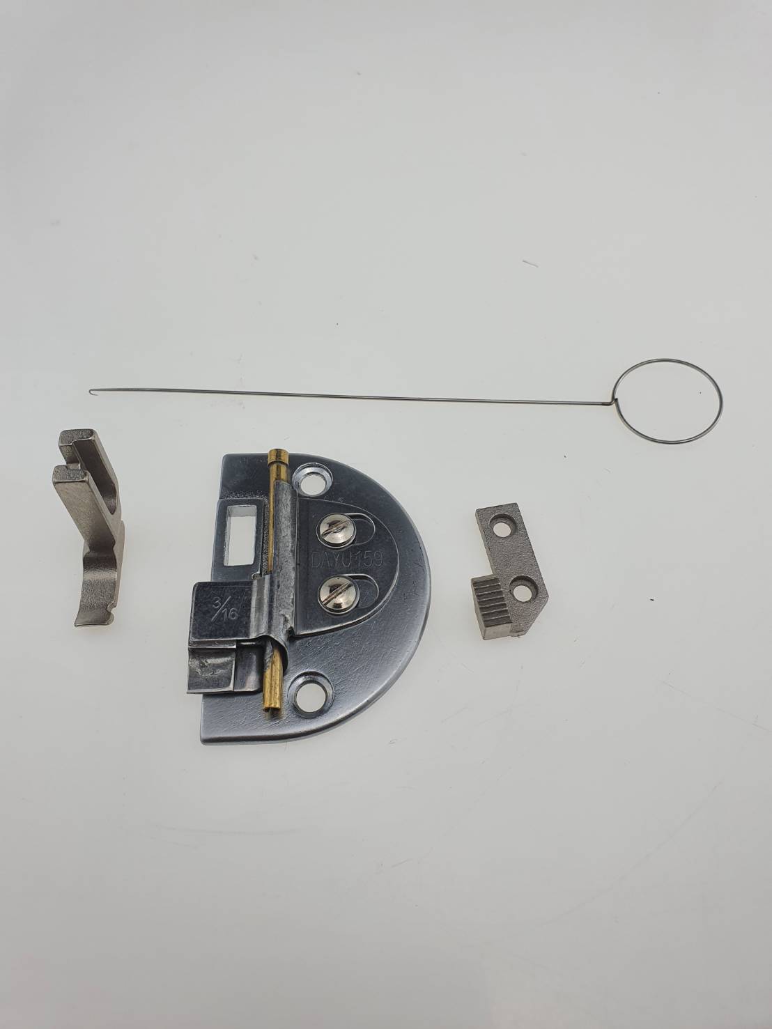 ซองกลับไส้ไก่จักรเย็บผ้าอุตสาหกรรมสำหรับทำสายกุ๊น เย็บไส้ไก้เสร็จโดยไม่ต้องมากลับในภายหลัง