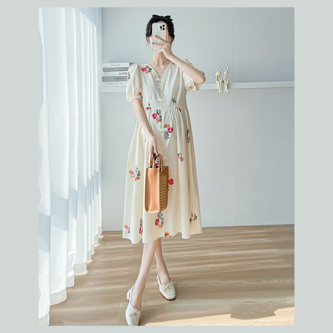 ชุดคลุมท้องแฟชั่นเกาหลี คอวีแขนตุ๊กตา ผ้าปักลายดอกไม้ กระดุมหลอก มีซับในเต็มชุด เนื้อผ้าดีมีน้ำหนัก ใส่สบาย M L XL XXL