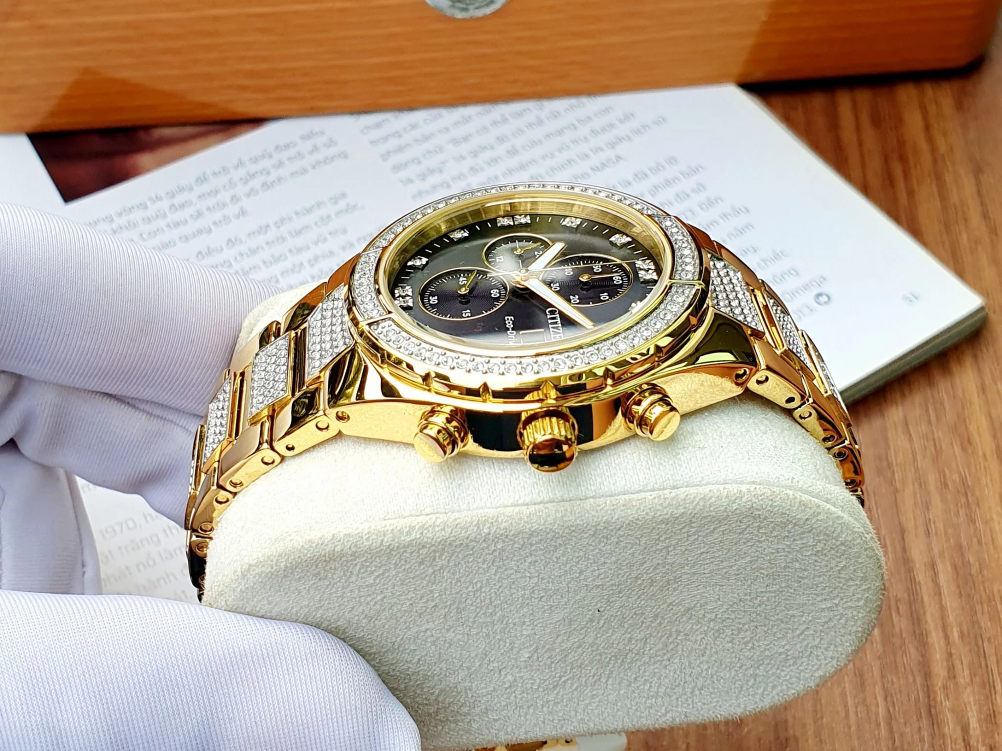 Citizen CA0752-58E นาฬิกาผู้ชาย Eco-Drive Men's Watch