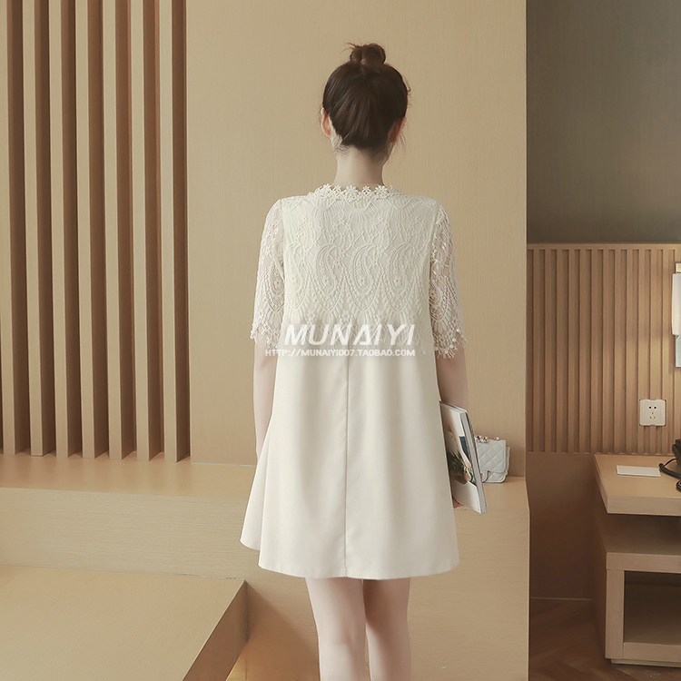 เดรสคนท้องแฟชั่น ช่วงบนผ้าลูกไม้ประดับด้วยมุก ช่วงแขนเปิดซีทรูเพิ่มน่ารัก M,L,XL,XXL