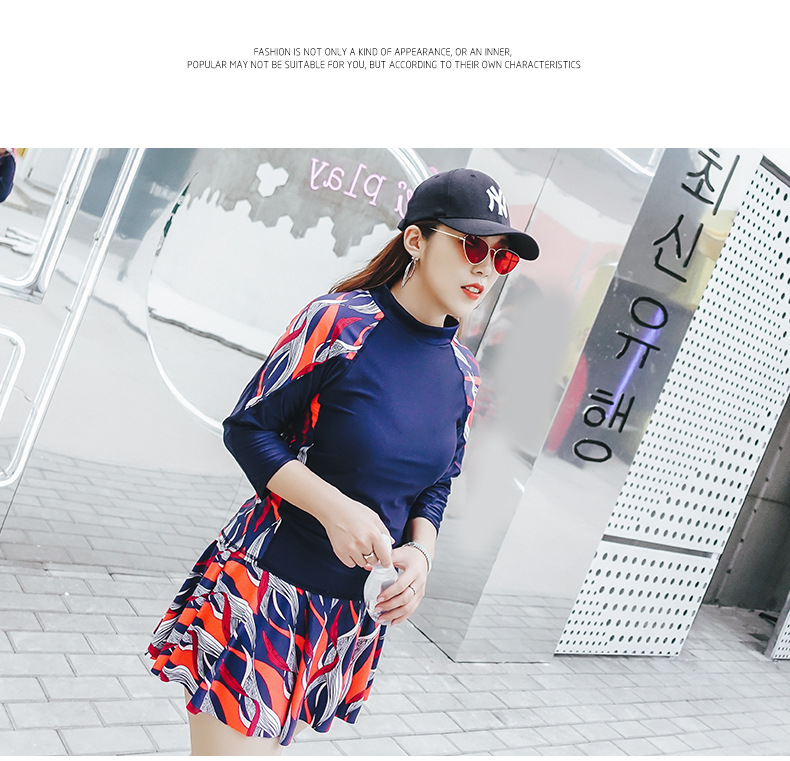 ชุดว่ายน้ำแขนยาวสาวอ้วน ไซส์4xlพร้อมส่ง :ชุดว่ายน้ำไซส์ใหญ่แขนยาวสีน้ำเงินset 3ชิ้นมีบรา กระโปรงติดกางเกงขาสั้นและเสื้อแขนยาวแต่งลายสีสันสดใสสวยมากจ้า:บรารอบอก34-42นิ้ว เอว36-44นิ้ว สะโพก36-46นิ้ว เสื้อแขนยาวรอบอกกว้าง 46นิ้วค่ะ