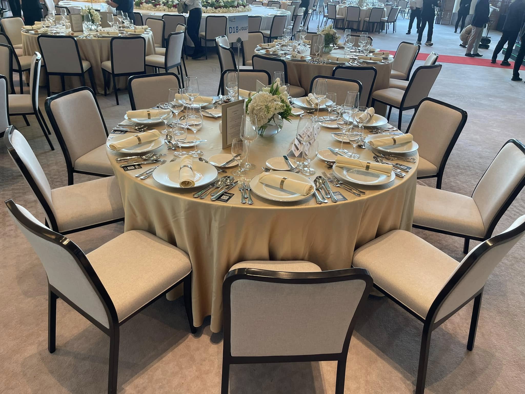 Trp.ทีอาร์พี Round Table 圆桌会议 餐桌 中式餐桌 配有旋转镜组 โต๊ะกลมขนาด 600 ซม. ขาสเตนเลส เและ เก้าอี 30-36 ตัว โต๊ะจีนโต๊ะทานอาหารทานข้าว Trp.Tablechairthai / ทีอาร์พี.โต๊ะเก้าอี้ไทย