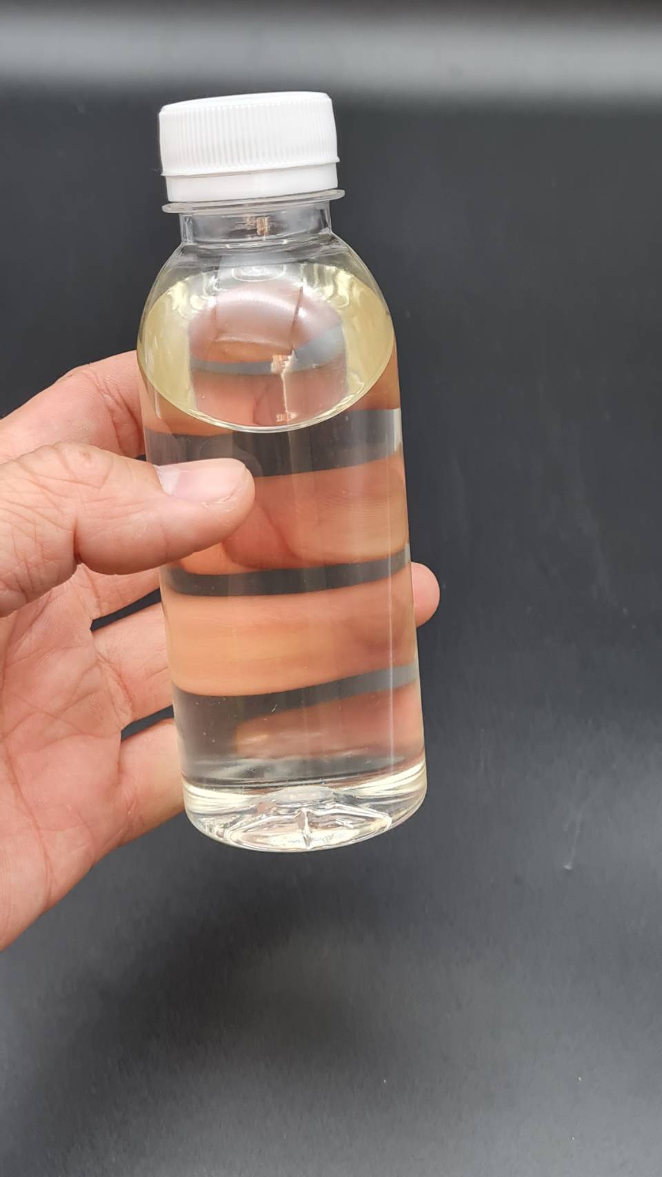 กาวน้ำติดทองเปลววิทยาศาสตร์ ใช้แทนสีเฟลก สำหรับงานปิดทองแท้หรือทองญี่ปุ่นใช้แทนสีเฟ็กซ์ หรือ สีเฟล็ก