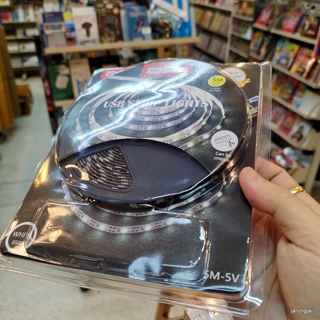 หลอดไฟ led แบบเส้น led strip light ไฟเส้น แถบไฟตกแกต่งแบบ usb mr.diy ยาว 5 เมตร แสงขาว