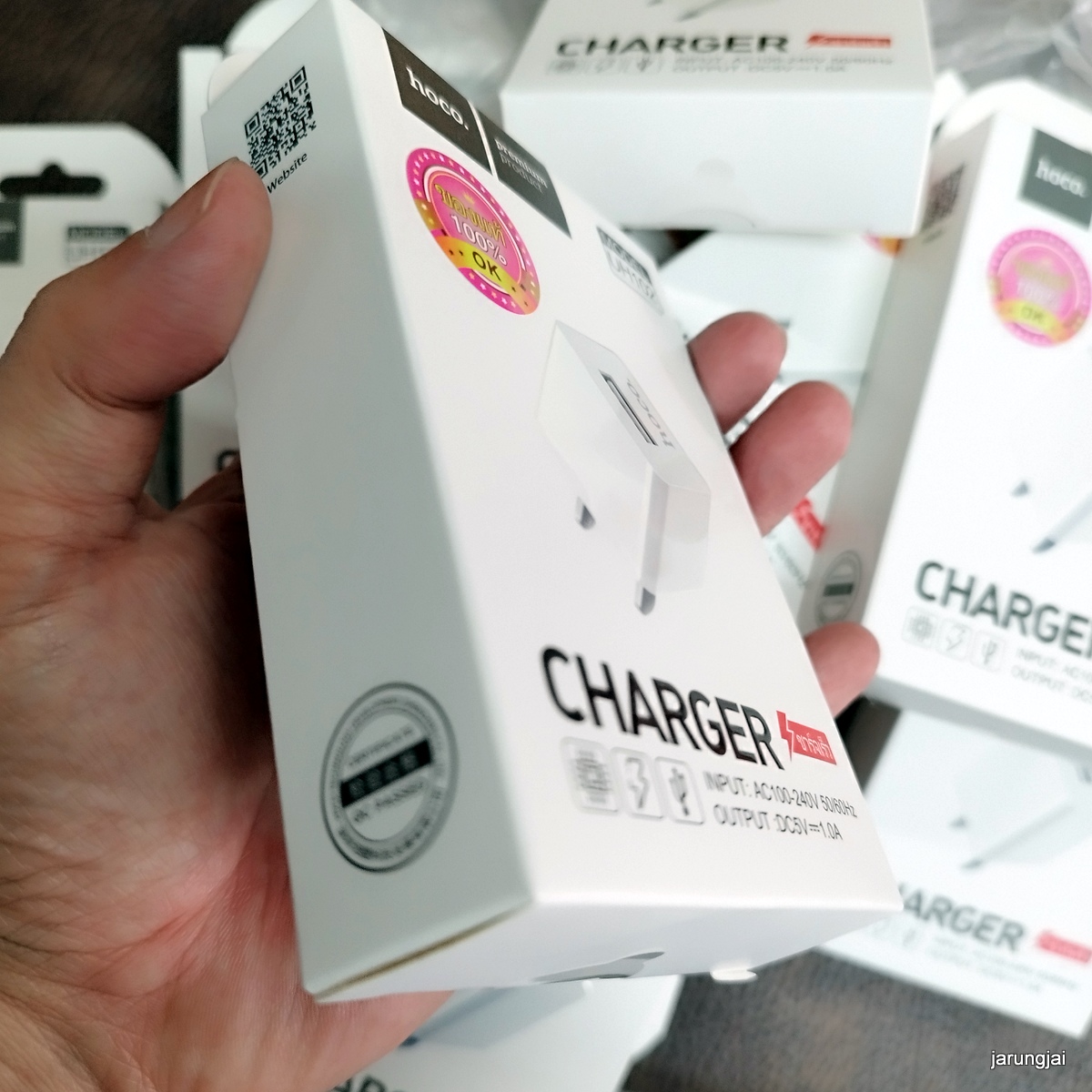 ที่ชาร์จมือถือ hoco charger output dc5v 1A UH102