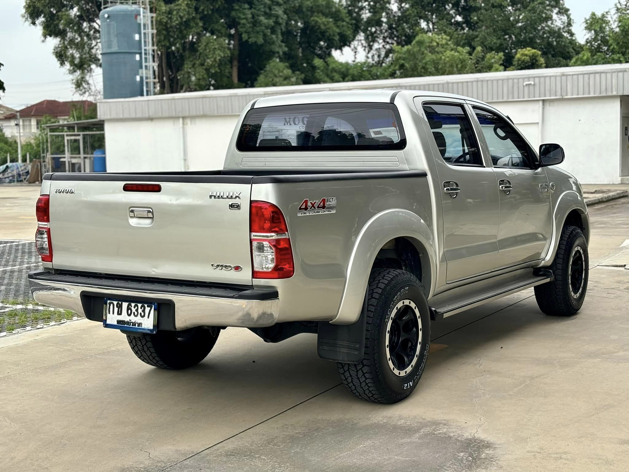 Toyota Hilux Vigo Double Cab 3.0G 4WD AT 2010