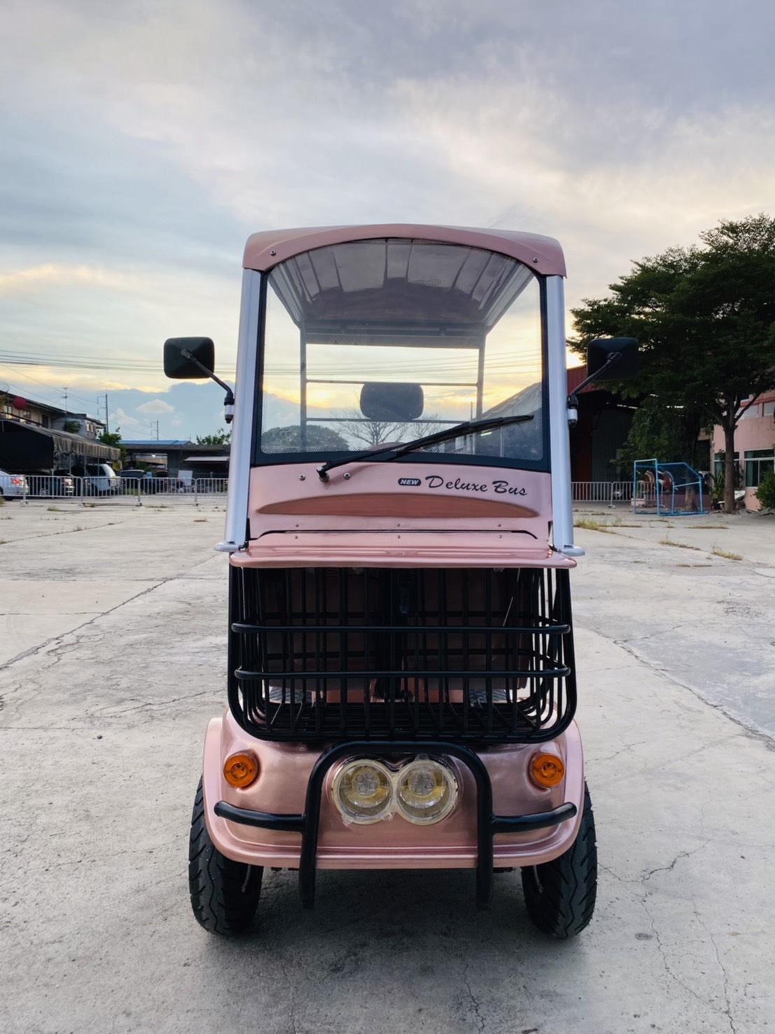 รถไฟฟ้า 4 ล้อ 4-5 ที่นั่ง รุ่น M-01T ยี่ห้อ CLP CAR ขับแฮนด์บิด