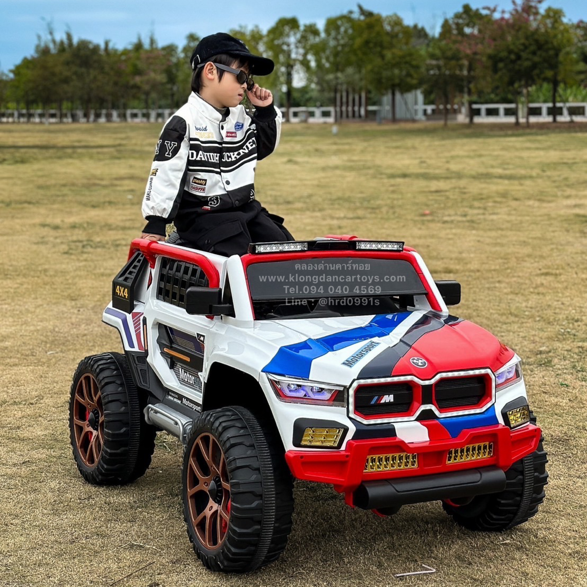 รถเด็กแบตเตอรี่BMW4×4ปี2024*คันใหญ่มากโครงเหล็กรับหนา* (ออกตัวสมูท, 4มอเตอร์แบต12v10a, มีโช้คหน้าหลัง, โยกได้, บูลทูธกับมือถือ เล่นusb aux, รีโมทบูลทูธ) มีล้อสำรอง